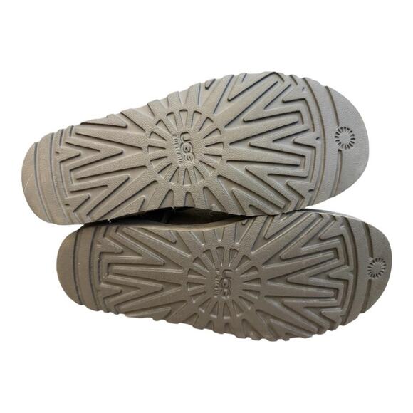 UGG Classic Short II Gray Shearling Boot Suede Women size 8 - Picture 7 of 7